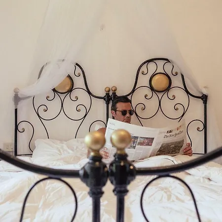 Antico Borgo Sanda Maggiore Bed & Breakfast Casalzuigno